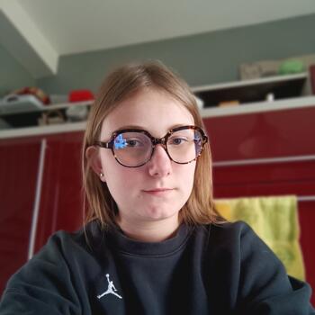 Babysitter in Meaux: Margaux