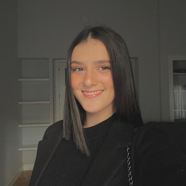 Babysitter in Salamanca: Marina