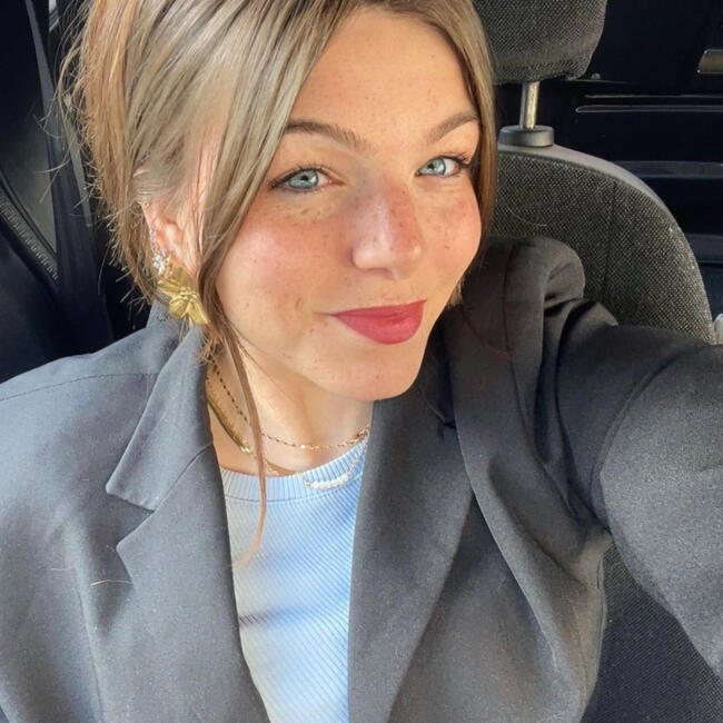 Babysitter in Yssingeaux: Oceane