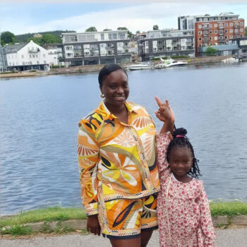 Barnevaktjobb i Larvik: barnevaktjobb Fatou