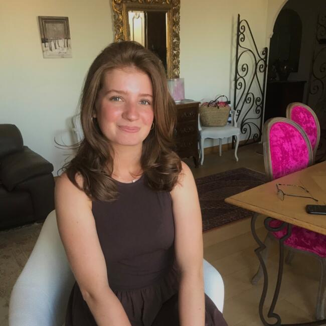 Babysitter in Montpellier: Julia