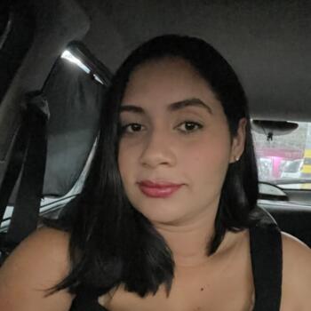 Babysitter Joinville: Emmanuella