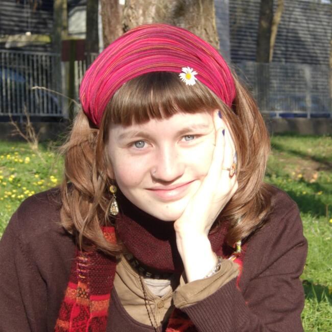 Babysitter in Brécé: Anouk ️