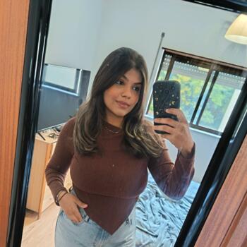 Babysitting job in Coimbra: babysitting job Hydis Layne 