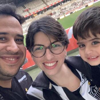 Emprego de babá em Belo Horizonte: emprego de babá Júlia