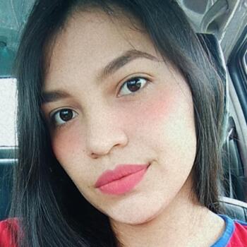 Babysitter in Santo Domingo de los Colorados: Diana