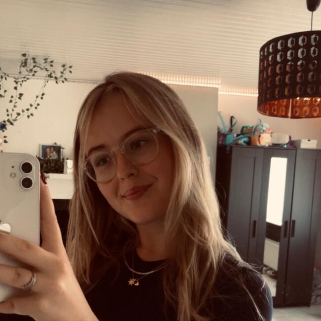 Babysitter in Oostende: Emma