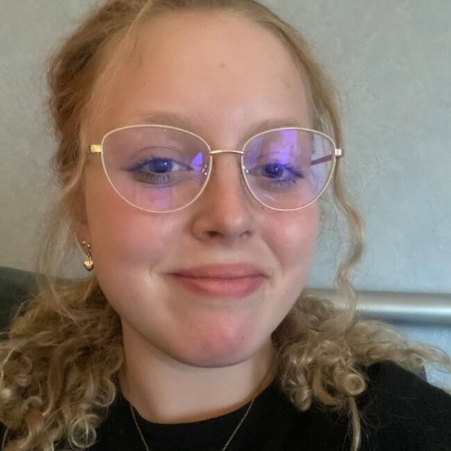 Babysitter in Dilsen-Stokkem: Amara