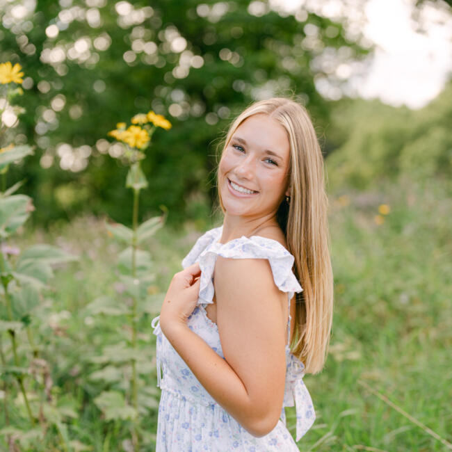 Babysitter in Brookings: Anna