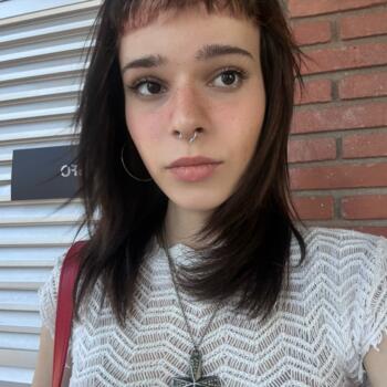 Babysitter in Osasco: Julia