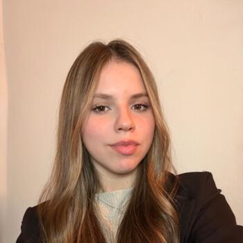 Babysitter in Rosario: Lucia