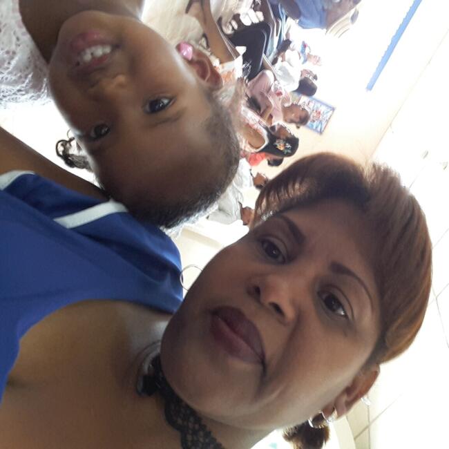 Niñera en Nuevo Emperador: Yesenia