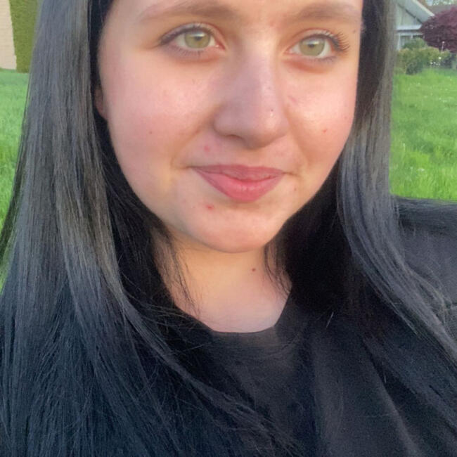 Babysitter in Eitorf: Larissa