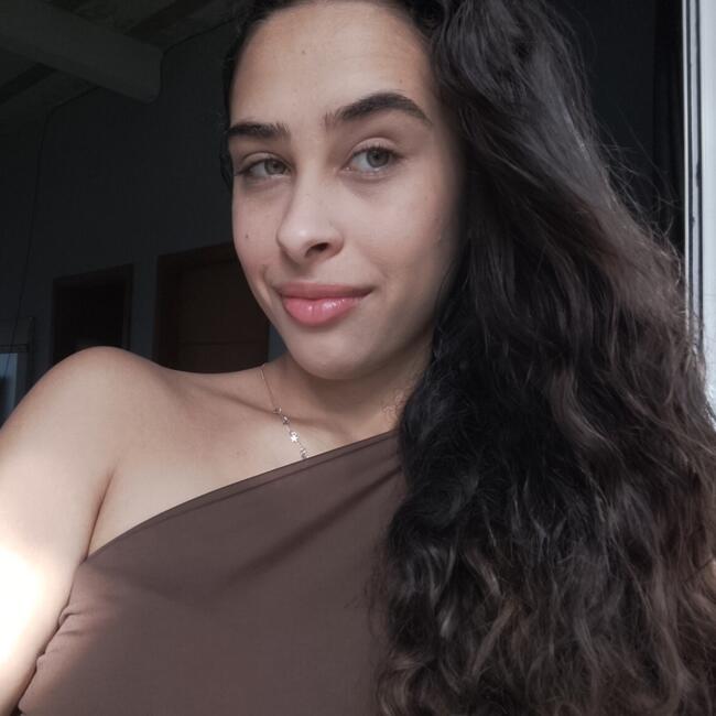 Emprego de babá em Vitória: Maria