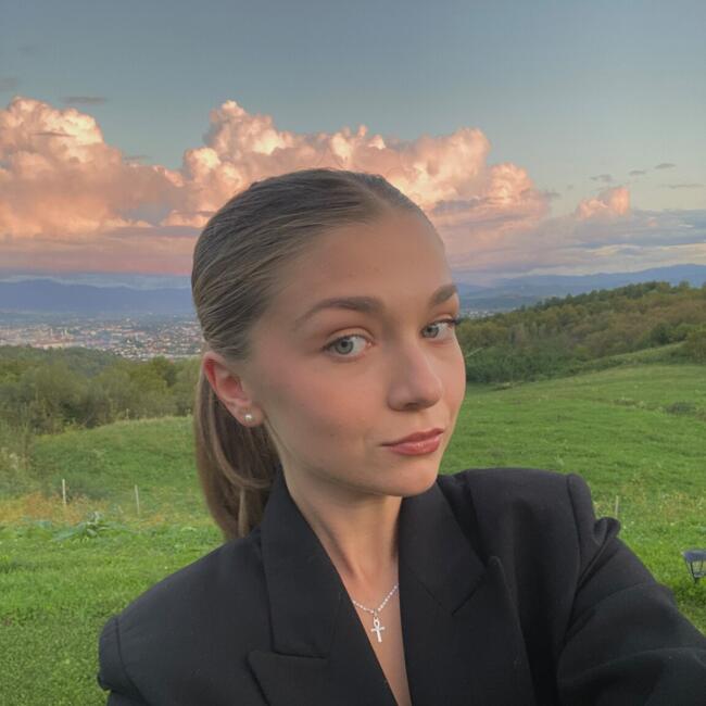 Babysitter in Milan: Monica