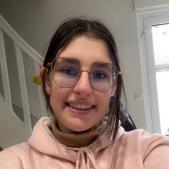 Babysitter in Vougy: Tess