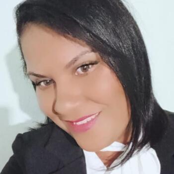Babá em Santa Luzia: Maria Cecília