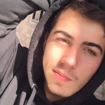 Babysitter em Figueira da Foz: Antony