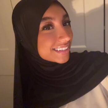 Babysitter in Molenbeek-Saint-Jean: Rania