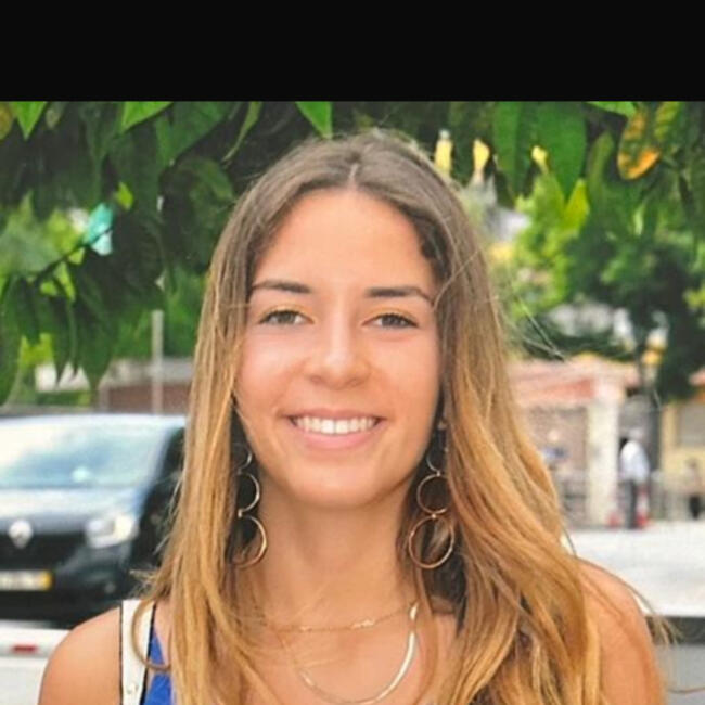 Babysitter in Lisbon: Margarida