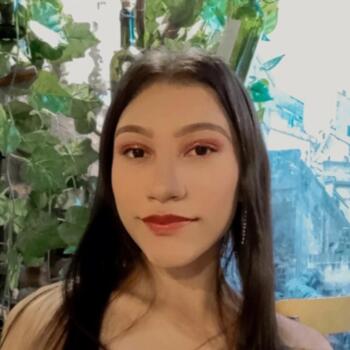 Babysitter in Floridablanca: Katryn Lucia