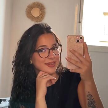 Canguro en Móstoles: Yasmin