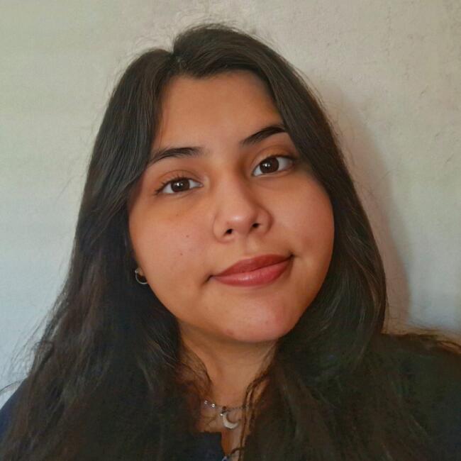 Niñera en San Juan Bautista: Oriana