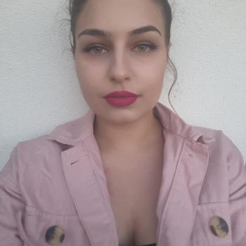 Baby-sitter Reims: Laura