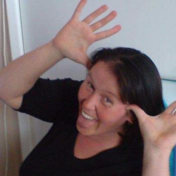 Babysitter in Northampton: Shirley