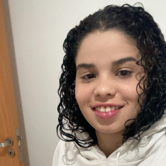 Babysitter in Contagem: Raphaela