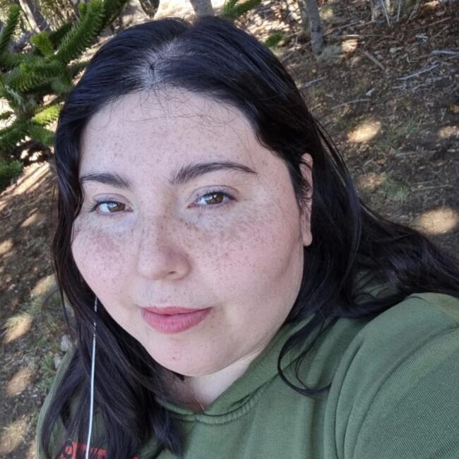Babysitter in Temuco: Yasmin Hormazabal