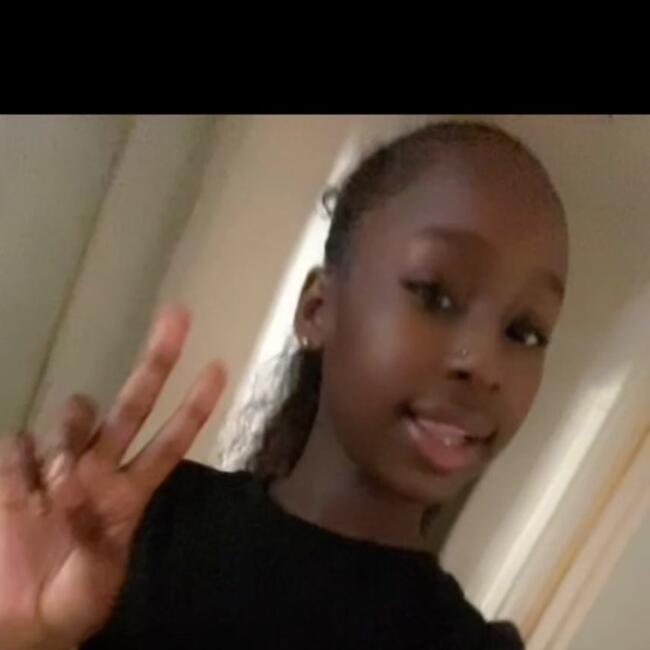 Babysitter in Paris: Anaïs