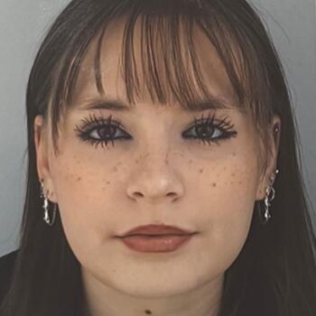 Babysitter in Lyon: Elise