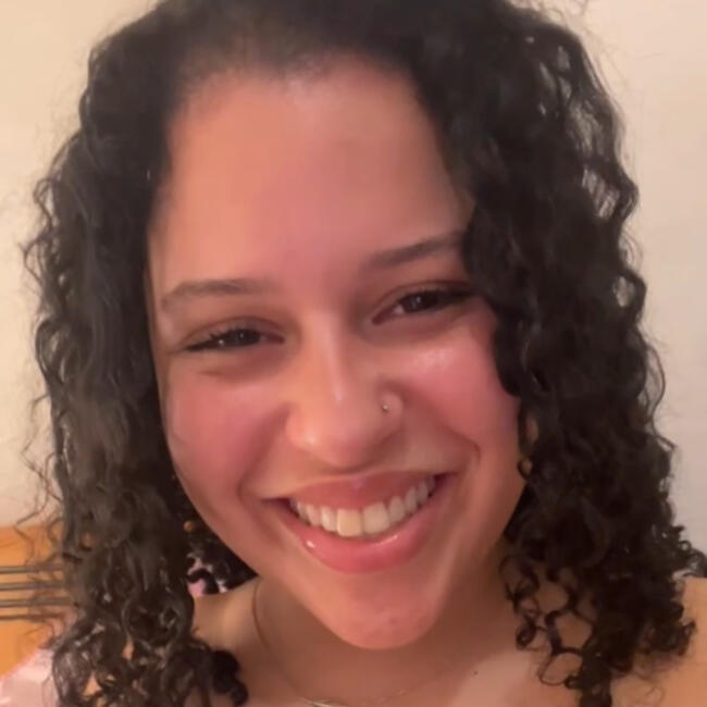 Babysitter in Mem Martins: Andreia