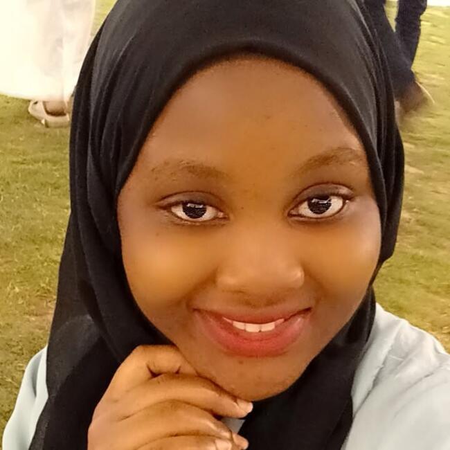 Babysitter in Abu Dhabi: Sandrah