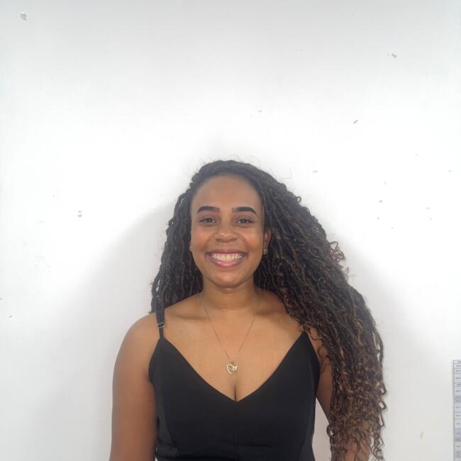 Babysitter in Brasília: Monique