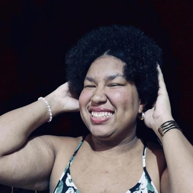 Babá em Cuiabá: Julia