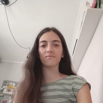 Babysitter in Palamós: Julia