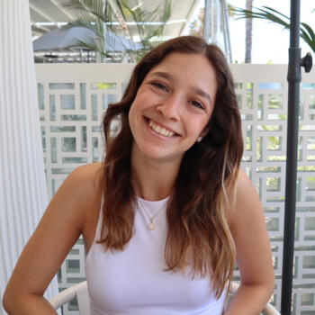 Babysitter στην περιοχή Parede: Andreia