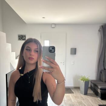 Babysitter in Amanvillers: Carla