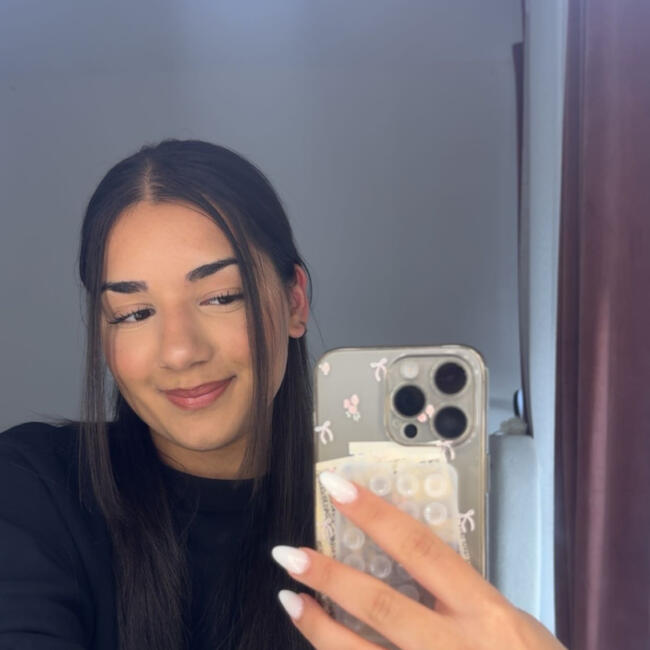 Babysitter in Laer: Leonita