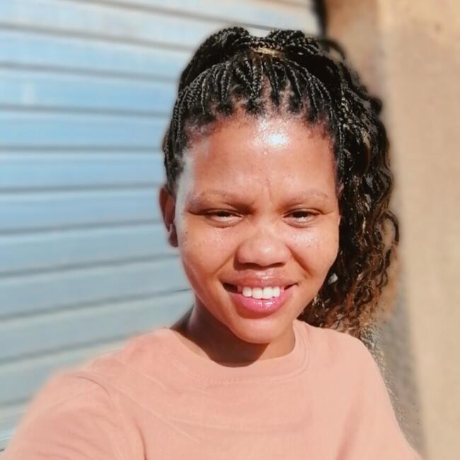 Babysitter in Roodepoort: Onalerona