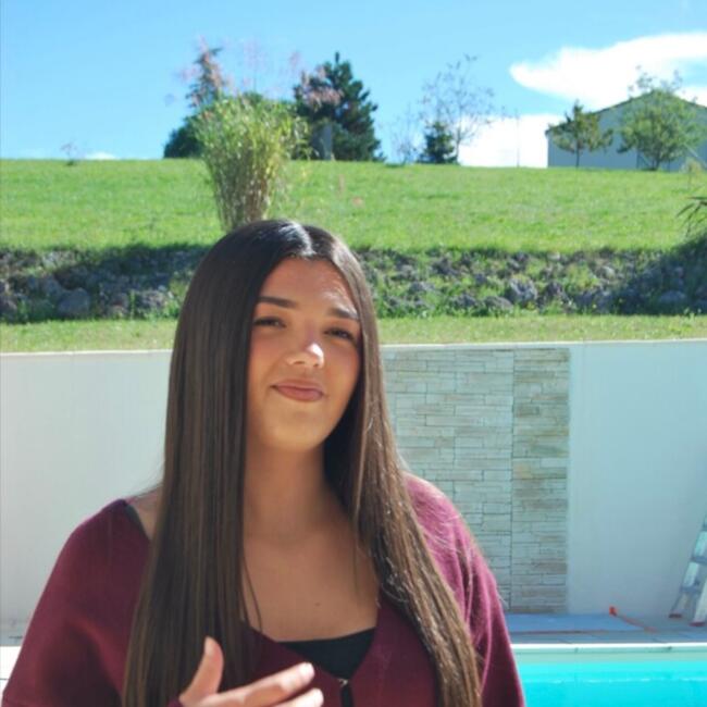 Babysitter in Lédat: Lana