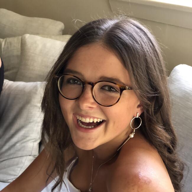 Babysitter in Sydney: Juliette