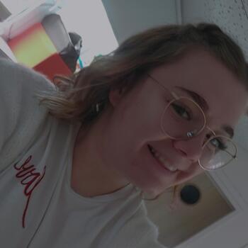 Babysitter Natoye: Célia