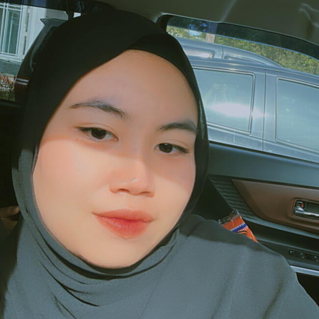 Pengasuh di Serdang: Steaphnie