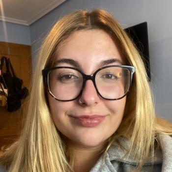 Babysitter in Aspe: Julia