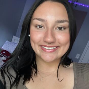 Babysitter in Evansville: Serenity