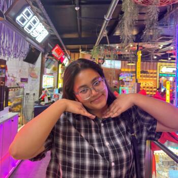 Babysitter in Sydney: Shikshya