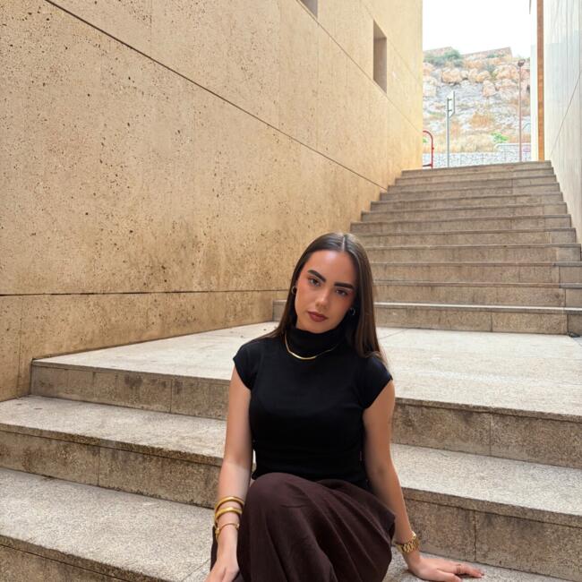 Canguro en Almería: Valeria